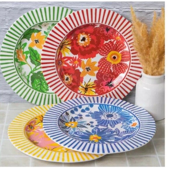Set Of 4 Floral  Melamine Dessert Plates 10” NEW - Picture 2 of 5